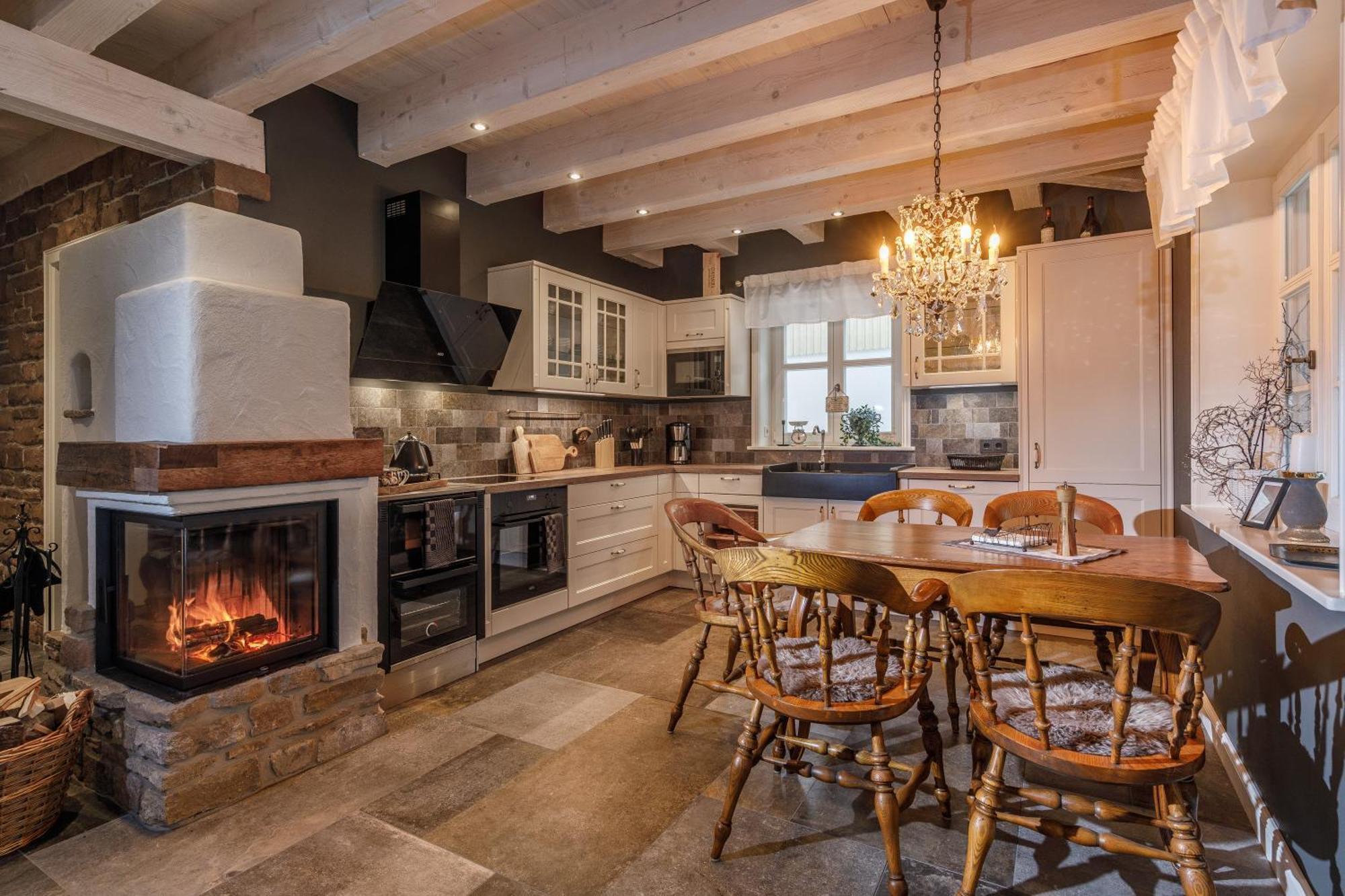 Ferienhaus Ilsenburg, Luxurioese Landhaeuser Mit Sauna Und Kamin, Mitten Im Harz